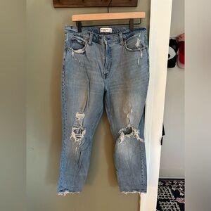 Abercrombie & Fitch High Rise Skinny Mom Jeans